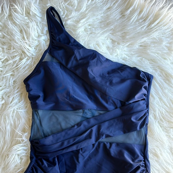 NWT CUPSHE Women’s One Piece Tummy Control Bathing Suit - Picture 8 of 15